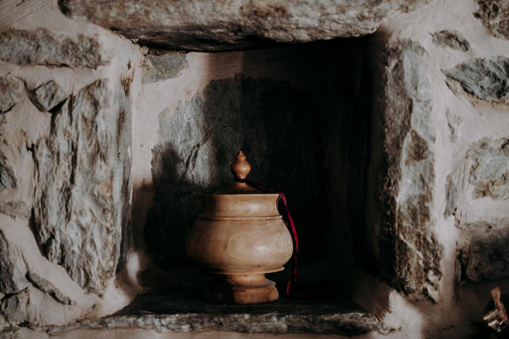 Au Coeur Du Village Chambres D'Hotes & Spa Arnad Dış mekan fotoğraf
