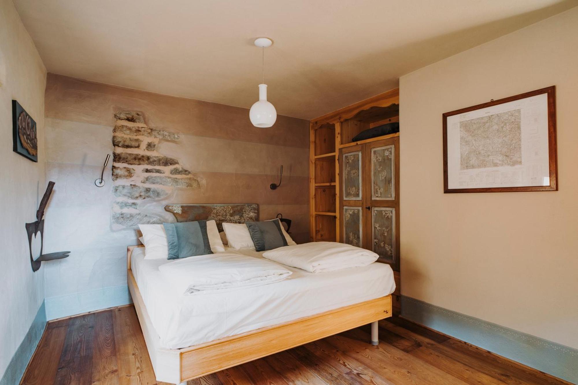 Au Coeur Du Village Chambres D'Hotes & Spa Arnad Dış mekan fotoğraf