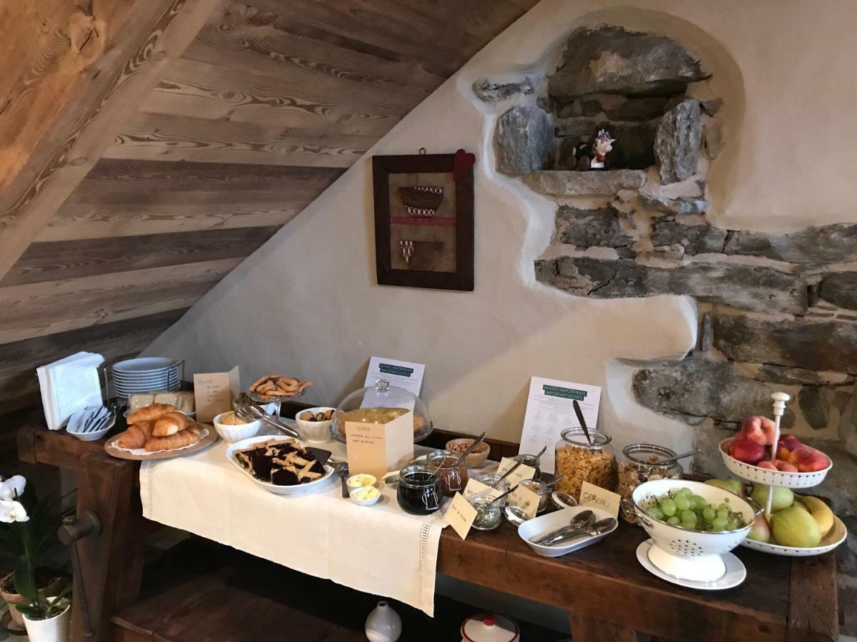 Au Coeur Du Village Chambres D'Hotes & Spa Arnad Dış mekan fotoğraf